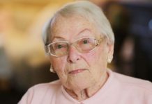 How to Clean Pen from a Leather Couch